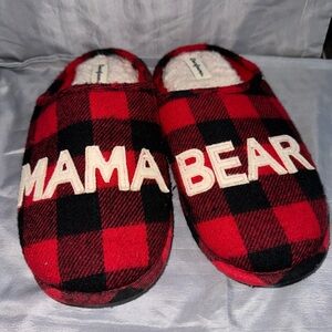 Momma bear slippers used Slippers XL 11/12 
These are used
